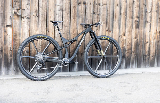 Llega la primera bici XC de 32" del mercado: peso, precio y montajes