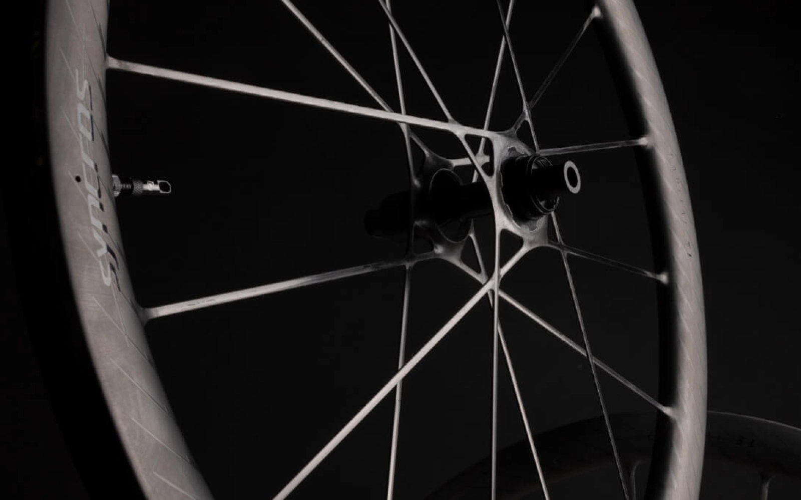 Carbon spokes are in fashion, but how are steel ones better?