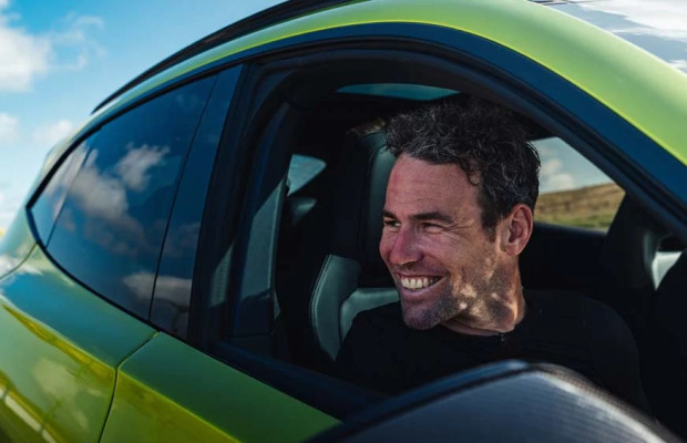 Cavendish also criticizes the current cycling model and aims to create his own team