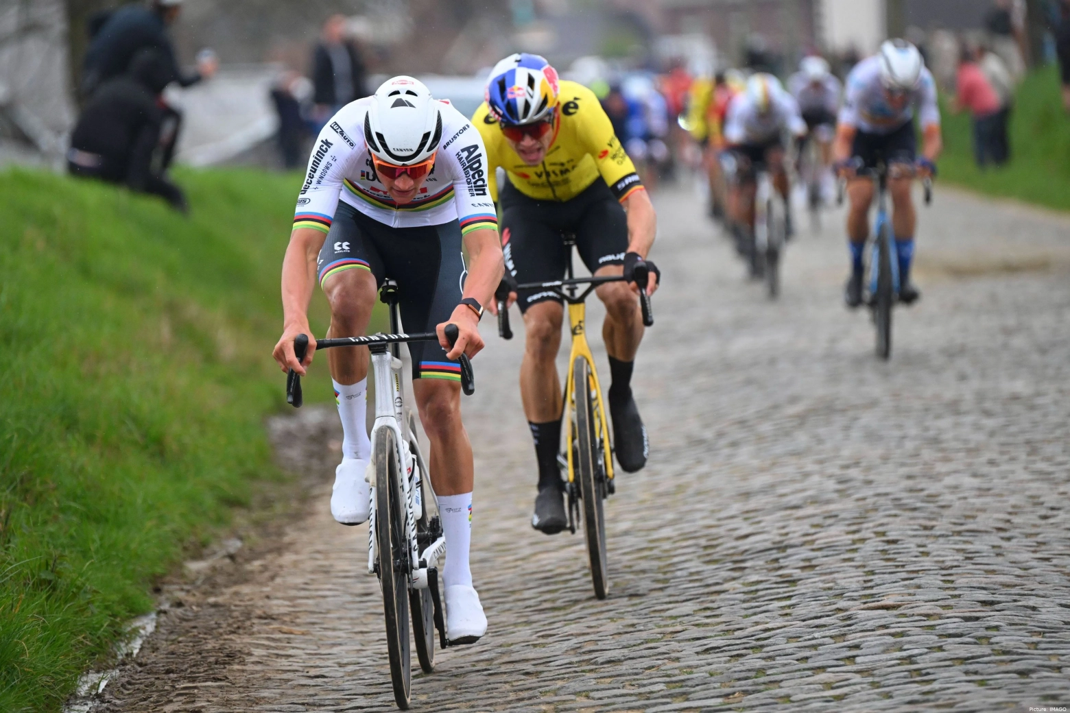 "I hate him, but I love him": the eternal rivalry between Van der Poel and Van Aert