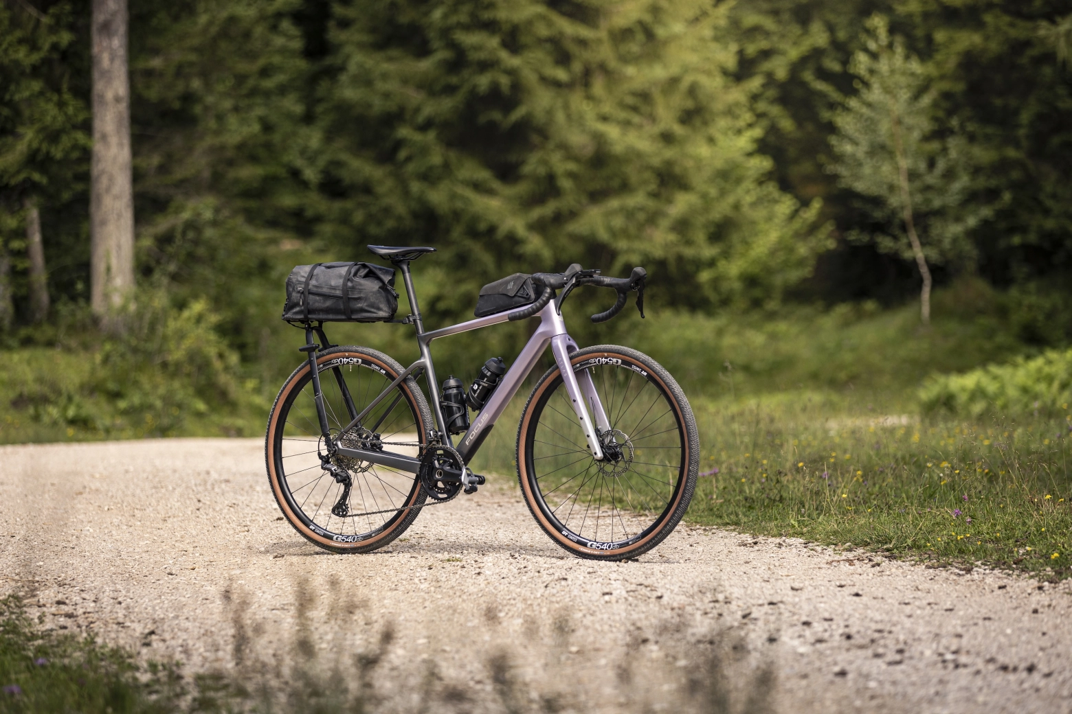 Focus presenta la nueva ATLAS: más deportiva, más versátil y pensada para perderse sin mirar el reloj