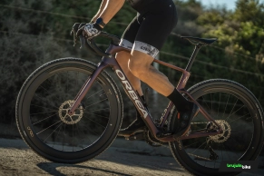 We face the Orbea Terra and the Terra Race 2025: two interpretations of gravel, one same DNA