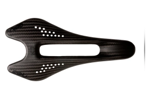 The lightest saddle in the world is 100% handmade in Portugal and remains unbeatable