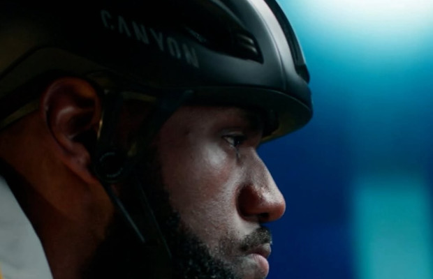 Is LeBron James announcing a 32" Canyon?