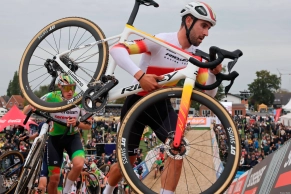 Why is cyclocross in fashion?