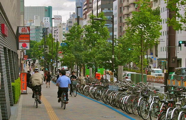 Le Japon traque les cyclistes ivres, leur retire leur permis de conduire et renforce la réglementation