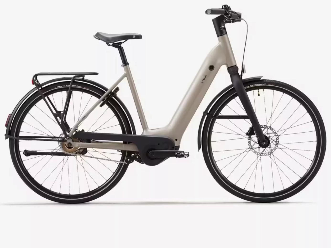 Decathlon llama a revisión a sus e-bikes urbanas de gama alta por problemas de software