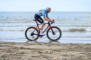 Van der Poel arrives at the dunes cyclocross: times and how to watch for free the CX World Cup Koksijde