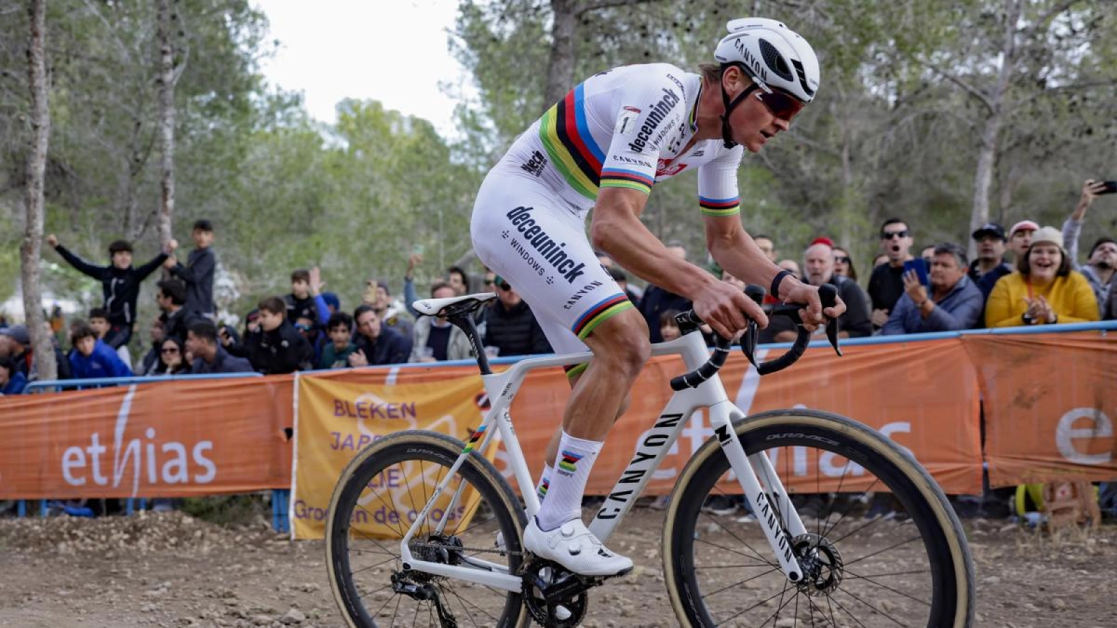 Ahora sí, Van der Poel ya va pensando en jubilarse del ciclocross