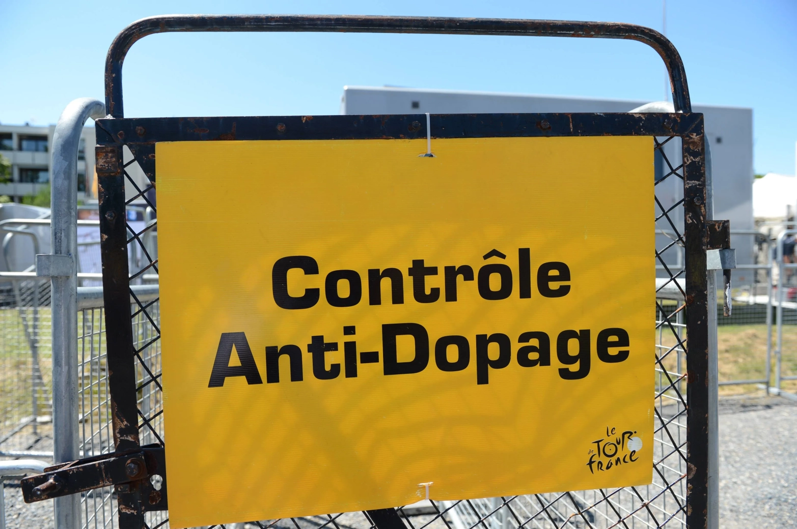 “A medicalização do ciclismo coloca em risco a saúde dos ciclistas”: pedem à UCI que atue contra as zonas cinzentas do ciclismo moderno