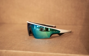 We have found the lowest price for the new Oakley Meta Vanguard, and they could be the best glasses on the market