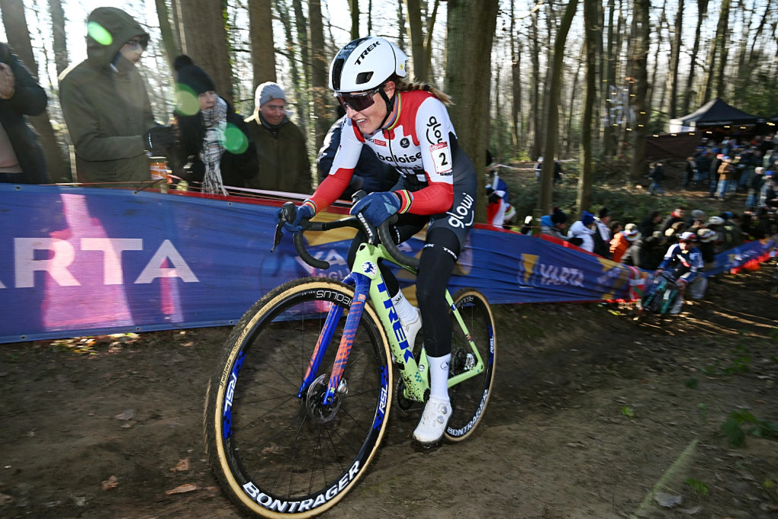 Lucinda Brand amplía su racha de victorias en Gavere