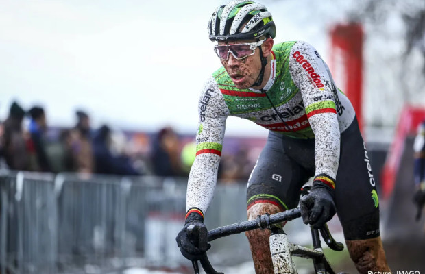 Sweeck, Nys, Vanthourenhout e Vandeputte disputam a liderança da Copa do Mundo em Dendermonde