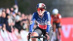 Lucinda Brand continues to dominate the Cyclocross World Cup in Dendermonde