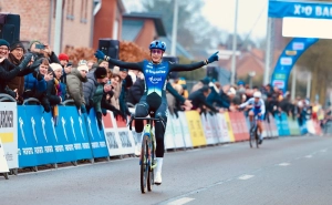 Lucinda Brand's victory in Loenhout maintains her full house in the X2O Trophy