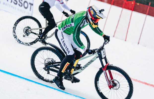 Do esqui ao MTB: explicamos as modalidades do Mundial de Snow Bike que será realizado novamente em 2026