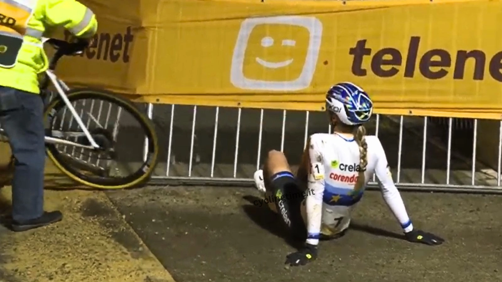 Puck Pieterse aprovecha la ausencia de Lucinda Brand y gana el Superpresigio de Diegem