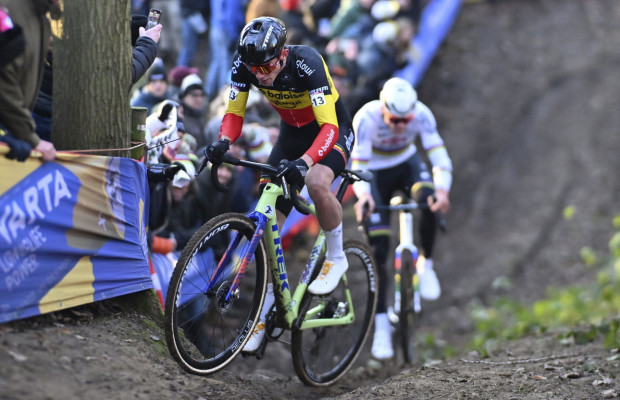 Van der Poel commence l'année à Baal : horaires et où regarder