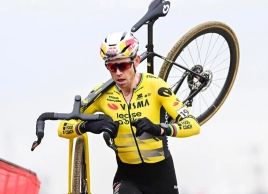 Van Aert, successfully operated on his ankle: the countdown begins to be ready in time for the road season
