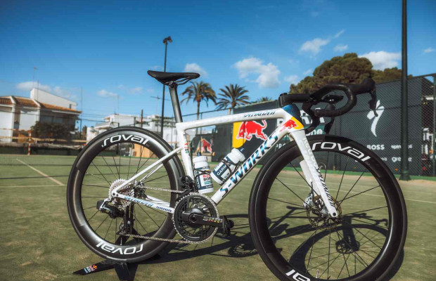 Historia de la Specialized Tarmac: ocho generaciones de récords, evolución y un legado imbatible