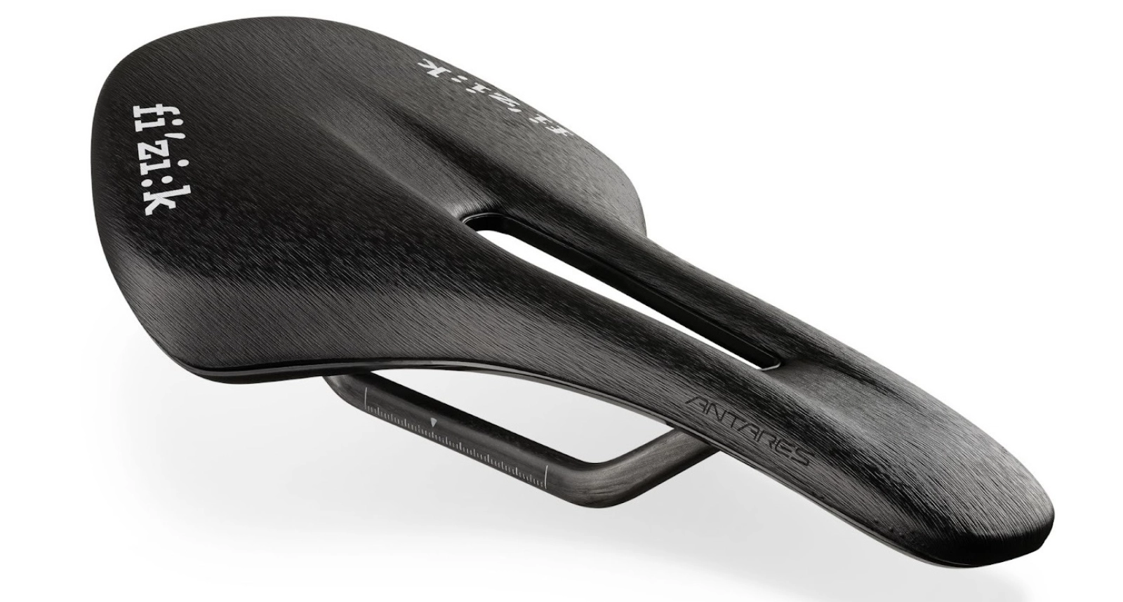 Fizik lance la nouvelle gamme R1 Light : jusqu'à 17 % plus légère et sans recourir à l'impression 3D