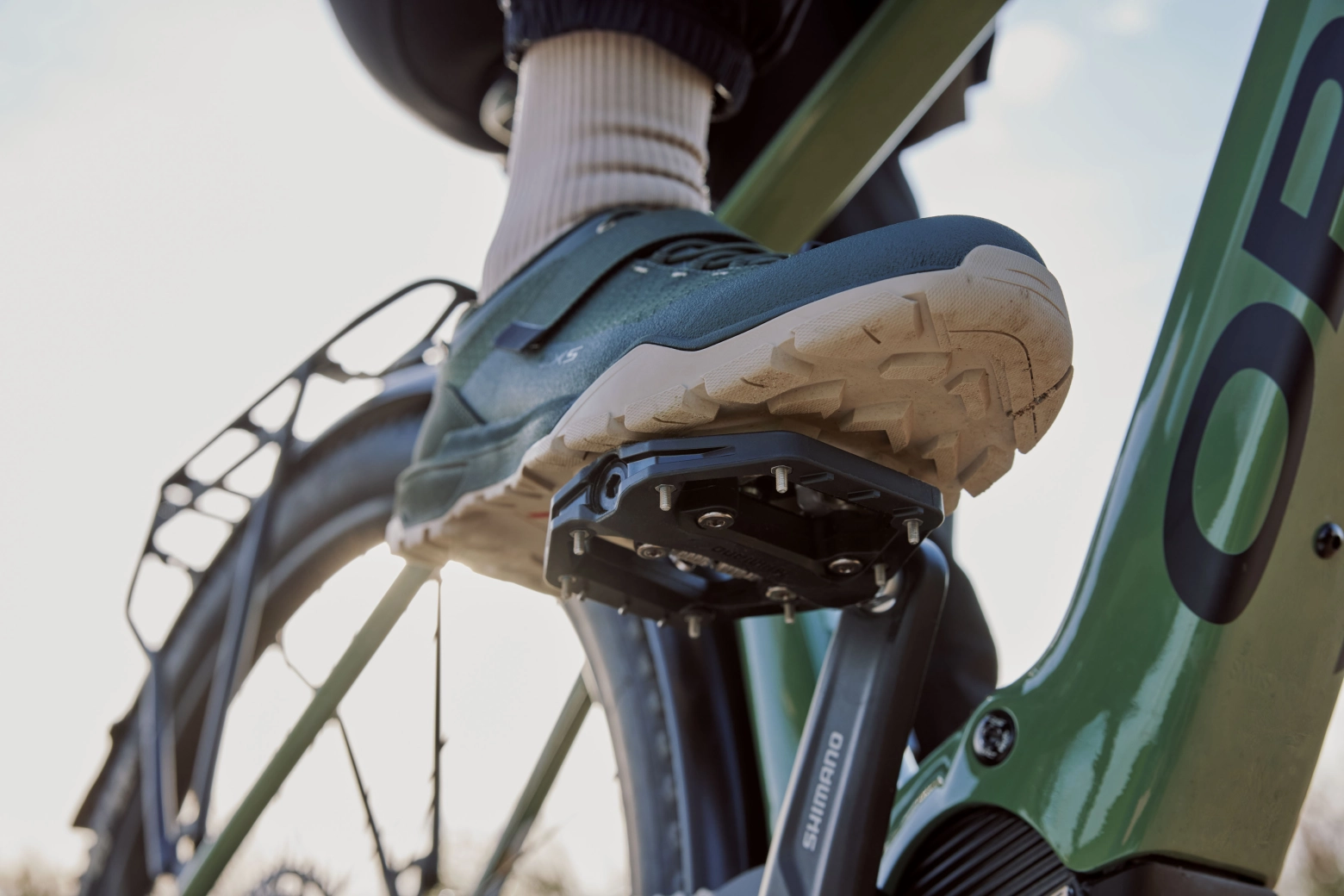 Shimano presents an ultra versatile pedal for MTB, gravel, or city