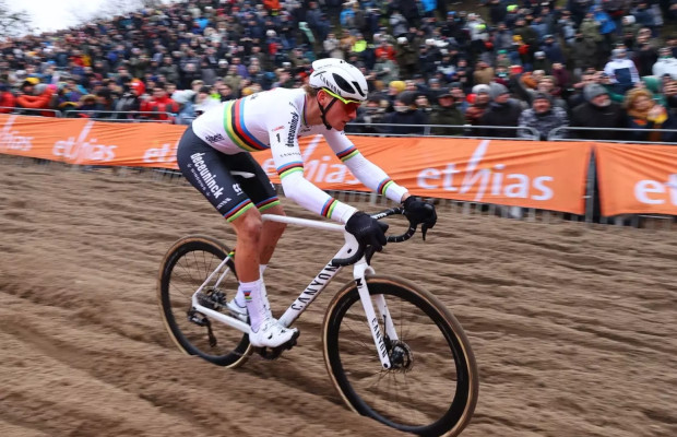 Van der Poel fait la surprise et participera à Benidorm demain