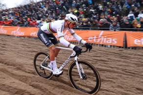 Van der Poel da la sorpresa y competirá en Benidorm mañana