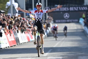 Lucinda Brand establishes her dominance in Benidorm and wins the overall title of the World Cup