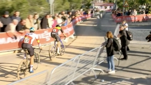 Felipe Orts unleashes madness in Benidorm: victory for Van der Poel and a podium finish for the Spaniard