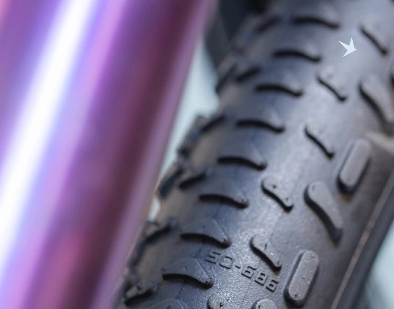 Schwalbe bets on 32" wheels and presents a gravel bike of this size