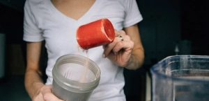 It makes them gain weight, but professional cyclists do not give up this supplement