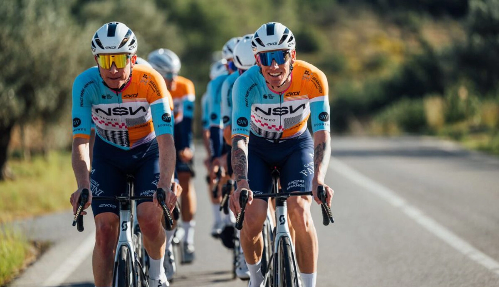 Fabricantes de caravanas, supermercados o electrolineras: a qué se dedican los patrocinadores World Tour 2026