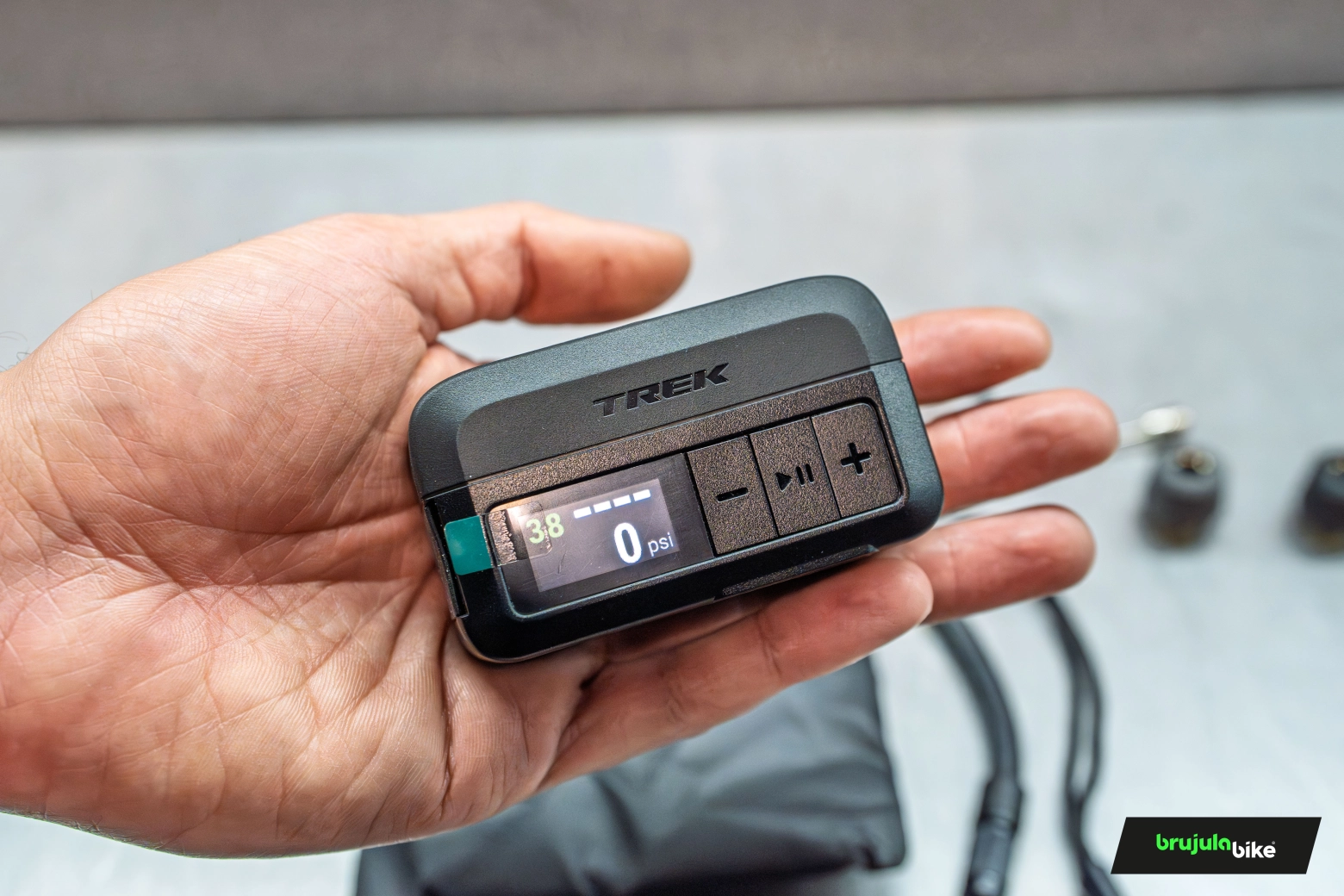 Test of the Trek Air Rush after several weeks in the pocket of the jersey: quality, precision, and a very competitive price