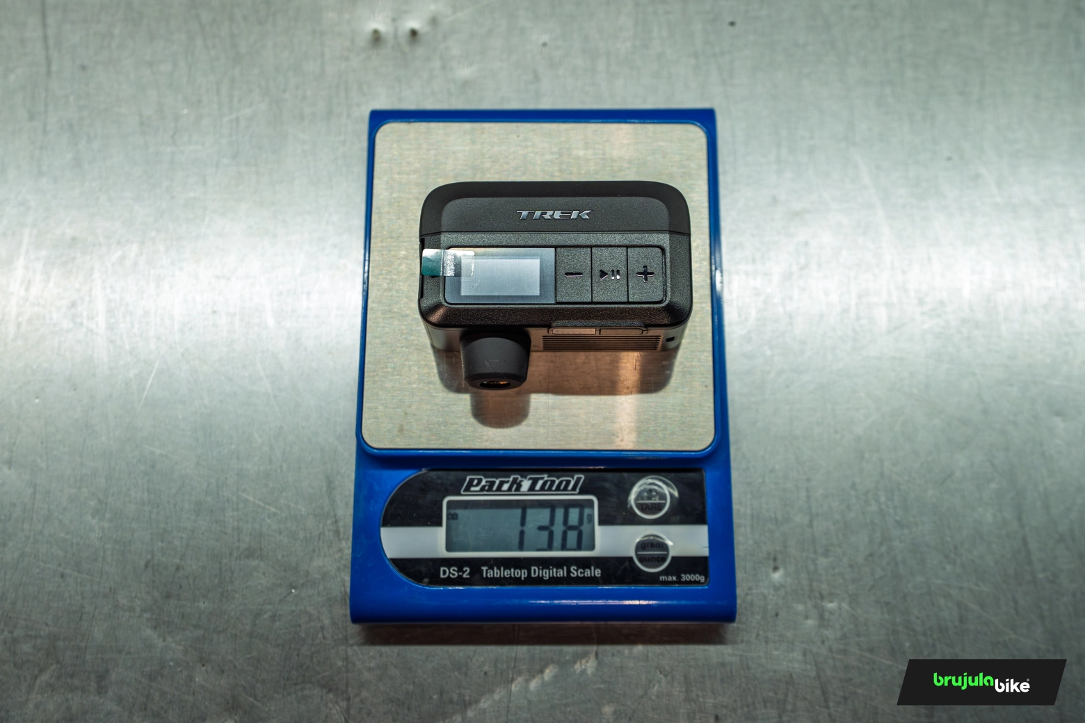 Test of the Trek Air Rush after several weeks in the pocket of the jersey: quality, precision, and a very competitive price