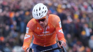 Mathieu van der Poel, leyenda del ciclocross, gana su octavo Campeonato del Mundo. Felipe Orts séptimo en su mejor Mundial