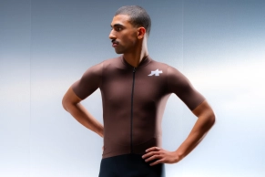 ASSOS renews its endurance collection with the new MILLE/UMA GT S11