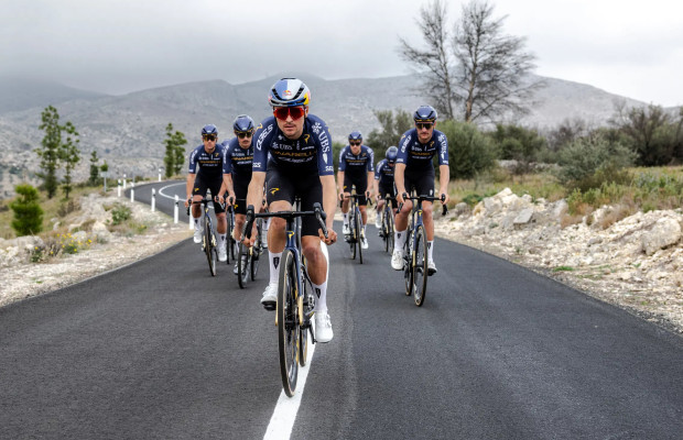 Tom Pidcock confirma que liderará al Pinarello Q36.5 en el Tour de Francia