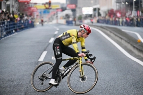 The fall of Vingegaard in Málaga forces him to delay the start of his season