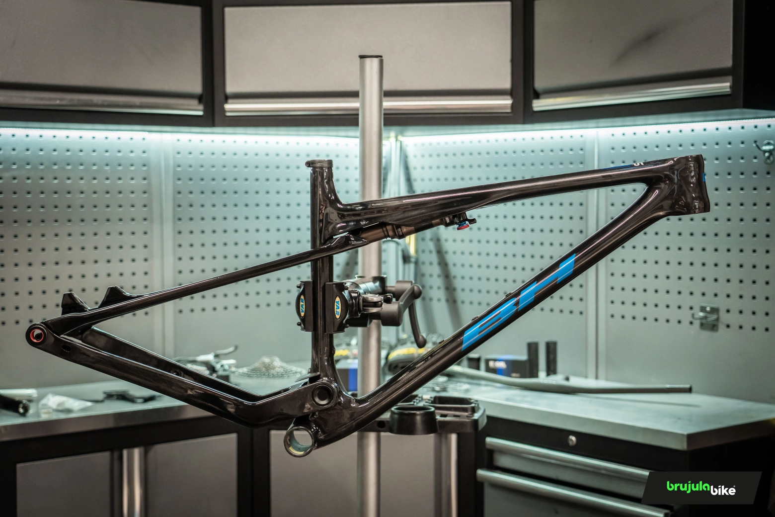 Montamos una exclusiva BH Lynx SLS sub 8,5 kg lista para competir