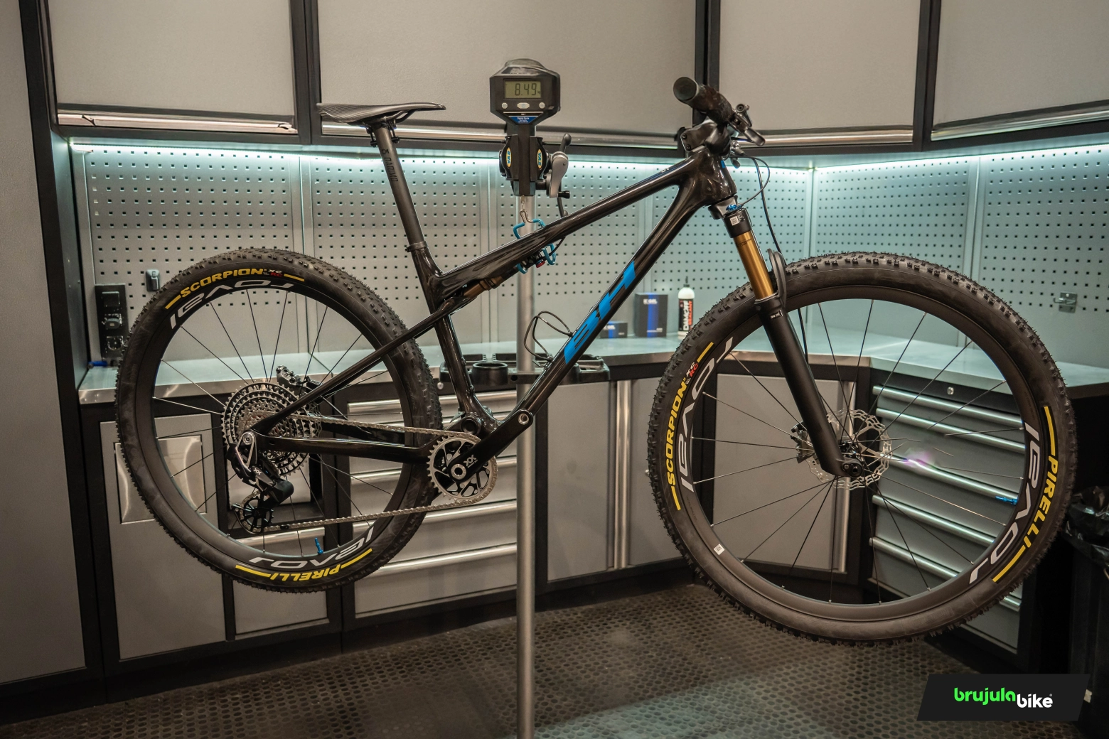 Montamos una exclusiva BH Lynx SLS sub 8,5 kg lista para competir