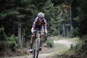 Valverde, De Gendt, and Bardet are seeking a spot for the Gravel World Championship in Castellón