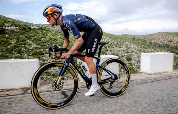 Tom Pidcock em busca da azeitona de ouro da Clássica Jaén Paraíso Interior