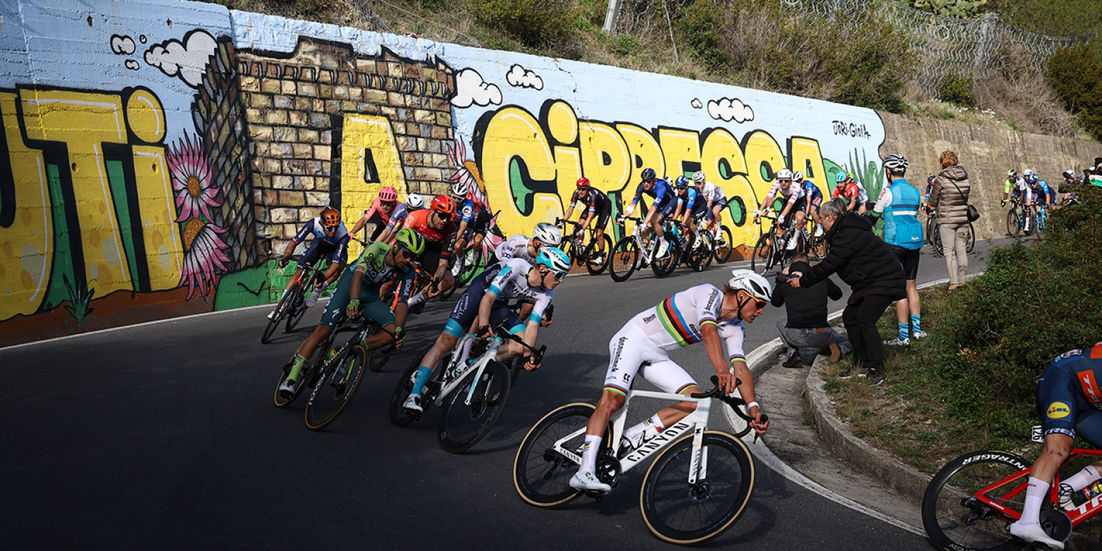 ¿Qué y cuáles son los cinco monumentos del ciclismo?
