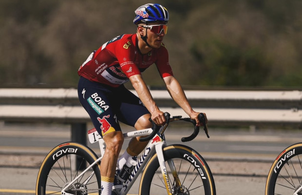 "Sem desculpas": Evenepoel cede na primeira grande subida do ano