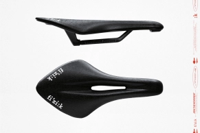 Fizik relaunches the Arione saddle, a classic of the World Tour adapted for 2026