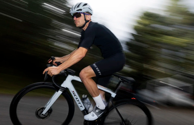 At the limit of 6 kg and launching a new range: SCOTT Addict RC 2026