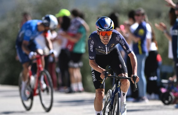 Are we facing a new version of Tom Pidcock?: power, race reading, and general ambition