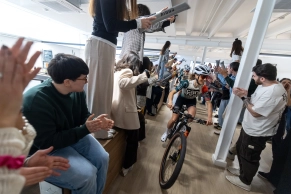 The Cannondale Factory Racing storms the Gobik offices to present its new kit