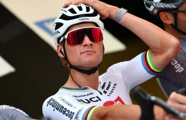Mathieu van der Poel mantiene en suspense su debut en la Omloop del sábado